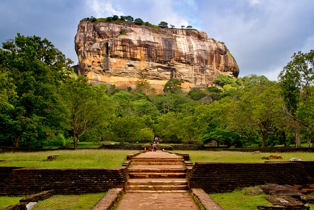 sigiriya-g7eec6f068_640